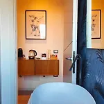 Πανσιόν Capricci Di Vento - Design 4*